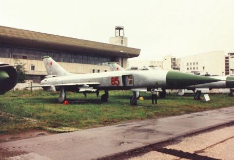 Sukhoi Su-15 (Flagon)