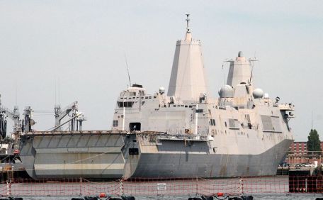 USS San Antonio (LPD-17) (MODERN NAVY) USS San Antonio (LPD-17)