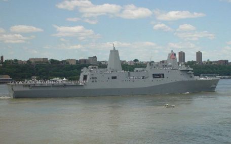 USS San Antonio (LPD-17) (MODERN NAVY) USS San Antonio (LPD-17)