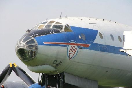 Tupolev Tu-114 (Cleat) (COLD WAR) Tupolev Tu-114 (Cleat)