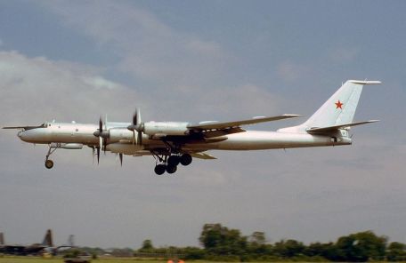 Tupolev Tu-142 (Bear)