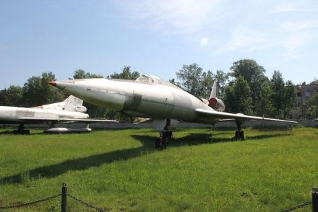 Tupolev Tu-22 (Blinder) (COLD WAR, IRAN-IRAQ WAR, SOVIET-AFGHAN WAR) Tupolev Tu-22 (Blinder)