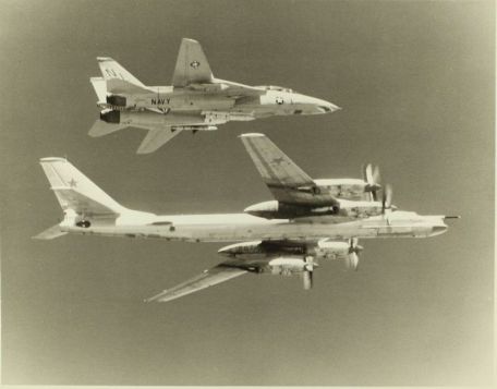 Tupolev Tu-95 (Bear) (COLD WAR, MODERN AIRCRAFT) Tupolev Tu-95 (Bear)