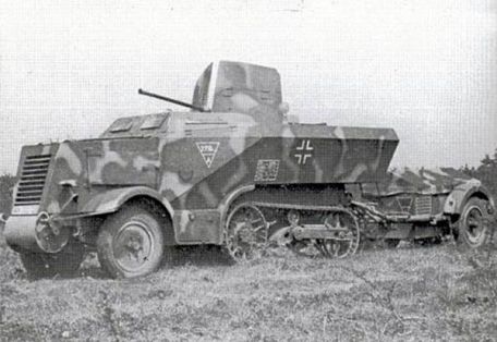 UNIC-Kegresse P.107 (ARMORED PERSONNEL CARRIER, WORLD WAR 2) UNIC-Kegresse P.107
