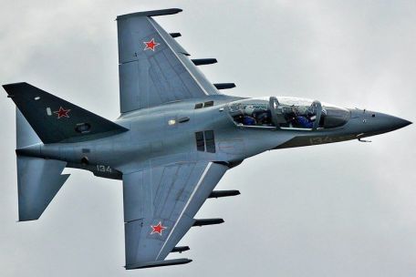 Yakovlev Yak-130 (Mitten)
