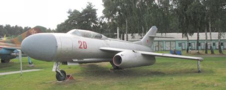 Yakovlev Yak-25 (Flashlight / Mandrake)