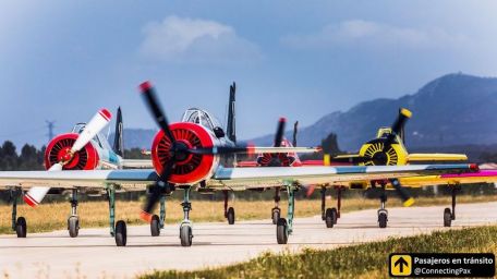 Yakovlev Yak-52 (COLD WAR, MODERN AIRCRAFT) Yakovlev Yak-52